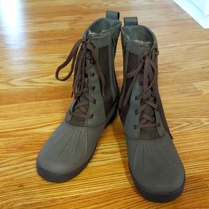 Clarks Women's Duck Boots 9.5M